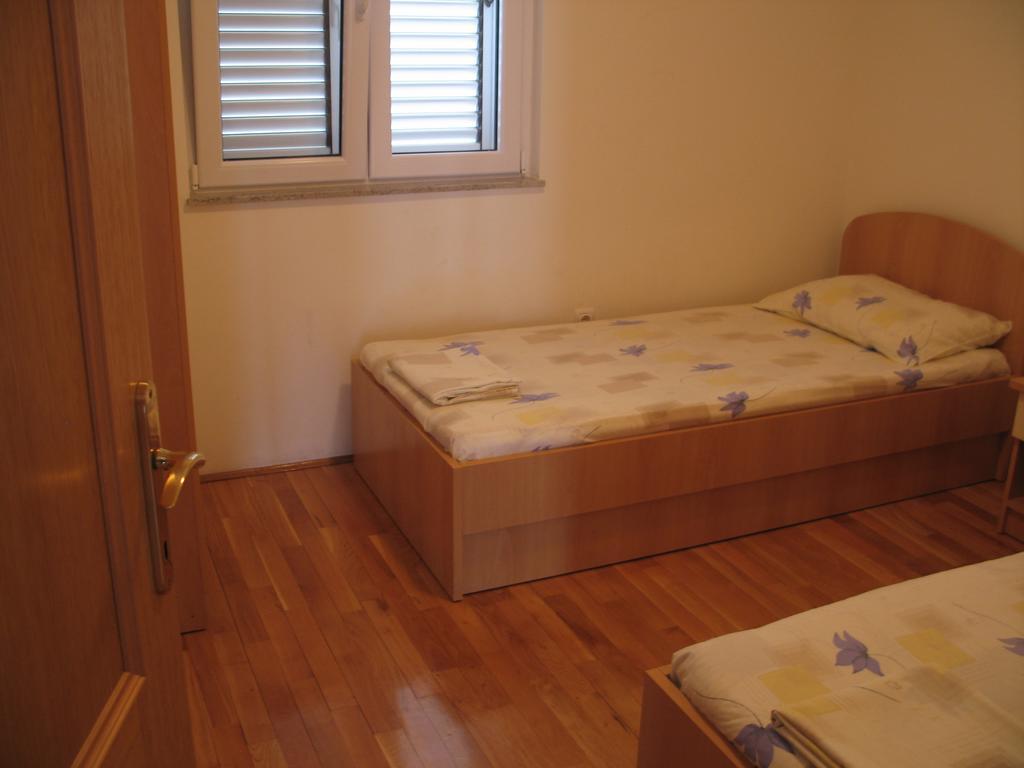 Apartment Tija Makarska Eksteriør bilde