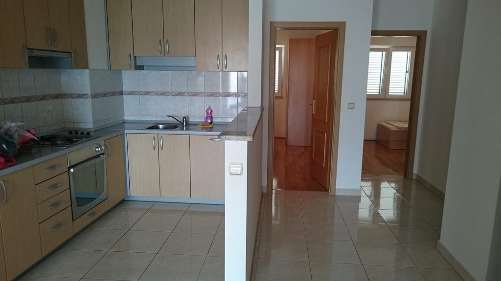 Apartment Tija Makarska Eksteriør bilde